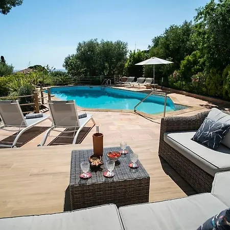 Nossi Be Villa Carqueiranne