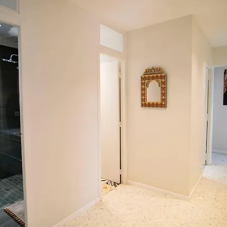 Nossi Be Carqueiranne