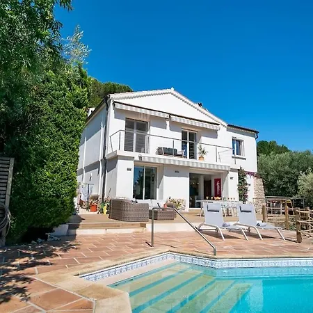 Nossi Be Villa Carqueiranne